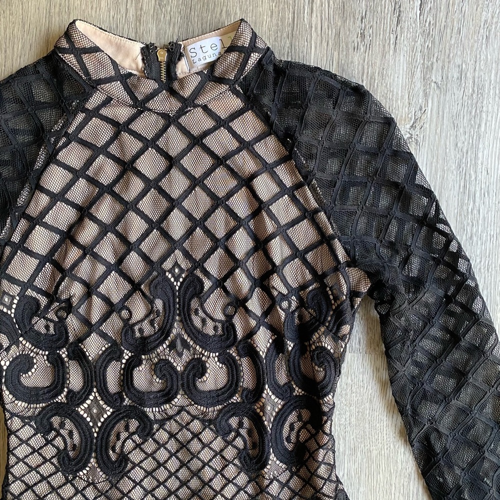 Stella lace bodysuit